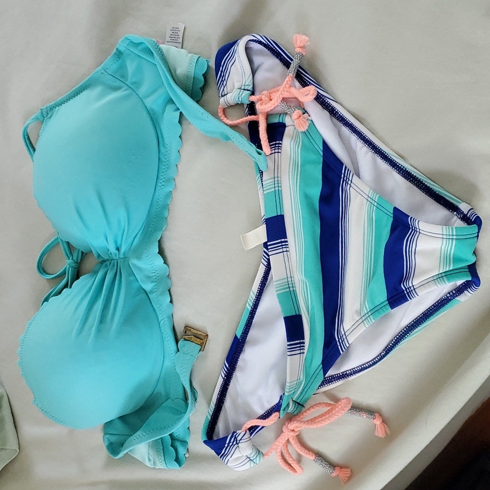 2 PC. underwire separates bathing suit with adjustable bottoms